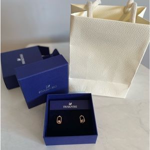 Brand new-FULL SET (box and bag) Swarovski sparkling dance studio earring